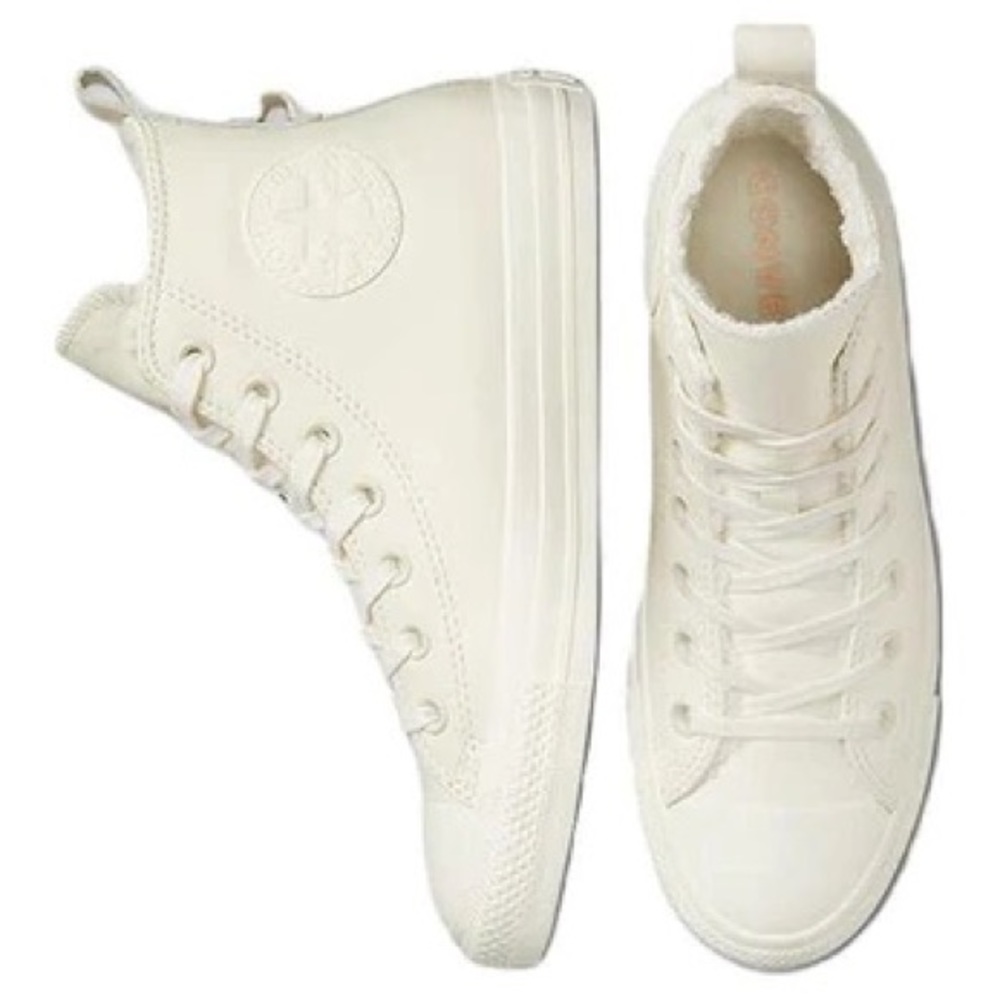Converse Leather All Star High Top Sherpa lined size 9